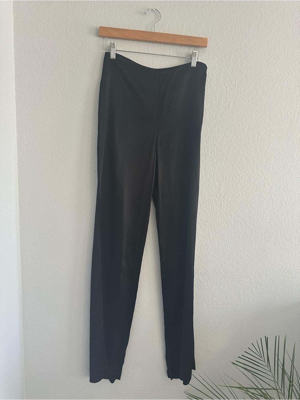 NWT Vince Black Satin Straight Leg Pants Size 0 $345